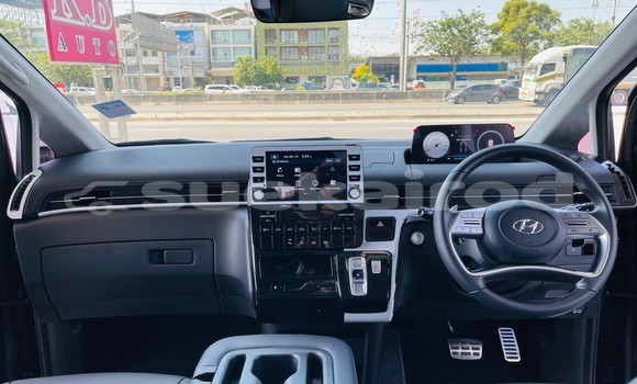 Buy Used Hyundai Starex Black Car in Bangkok in Bangkok Buy Used Hyundai Starex Black Car in Bangkok in Bangkok