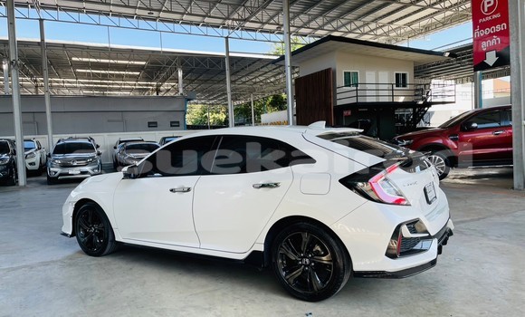 Buy Used Honda Civic White Car in Bangkok in Bangkok Buy Used Honda Civic White Car in Bangkok in Bangkok