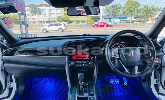 Buy Used Honda Civic White Car in Bangkok in Bangkok Buy Used Honda Civic White Car in Bangkok in Bangkok