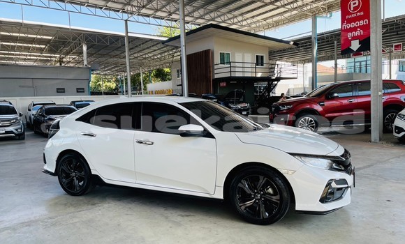 Buy Used Honda Civic White Car in Bangkok in Bangkok Buy Used Honda Civic White Car in Bangkok in Bangkok