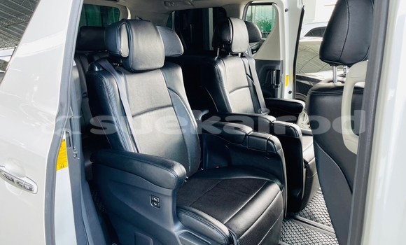 ซื้อ รถมือสอง Toyota Vellfire ขาว รถยนต์ ใน %{เมือง} ใน กรุงเทพมหานคร ซื้อ รถมือสอง Toyota Vellfire ขาว รถยนต์ ใน %{เมือง} ใน กรุงเทพมหานคร