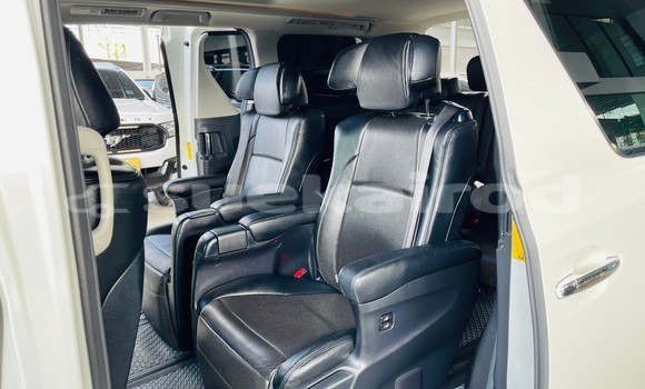 ซื้อ รถมือสอง Toyota Vellfire ขาว รถยนต์ ใน %{เมือง} ใน กรุงเทพมหานคร ซื้อ รถมือสอง Toyota Vellfire ขาว รถยนต์ ใน %{เมือง} ใน กรุงเทพมหานคร