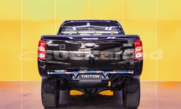 ซื้อ รถมือสอง Mitsubishi Triton สีดำ รถยนต์ ใน %{เมือง} ใน กรุงเทพมหานคร ซื้อ รถมือสอง Mitsubishi Triton สีดำ รถยนต์ ใน %{เมือง} ใน กรุงเทพมหานคร