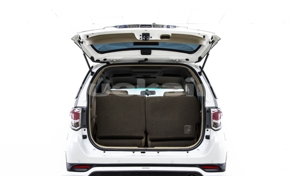Buy Used Toyota Fortuner White Car in Bangkok in Bangkok Buy Used Toyota Fortuner White Car in Bangkok in Bangkok