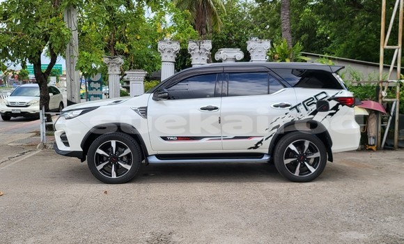 ซื้อ รถมือสอง Toyota Fortuner ขาว รถยนต์ ใน %{เมือง} ใน กรุงเทพมหานคร ซื้อ รถมือสอง Toyota Fortuner ขาว รถยนต์ ใน %{เมือง} ใน กรุงเทพมหานคร