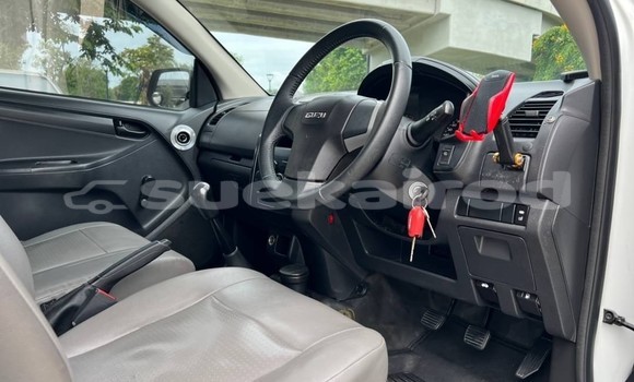 Buy Used Isuzu D–MAX Black Car in Bangkok in Bangkok Buy Used Isuzu D–MAX Black Car in Bangkok in Bangkok