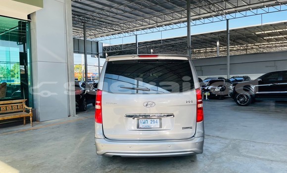 Buy Used Hyundai H1 Other Car in Bangkok in Bangkok Buy Used Hyundai H1 Other Car in Bangkok in Bangkok