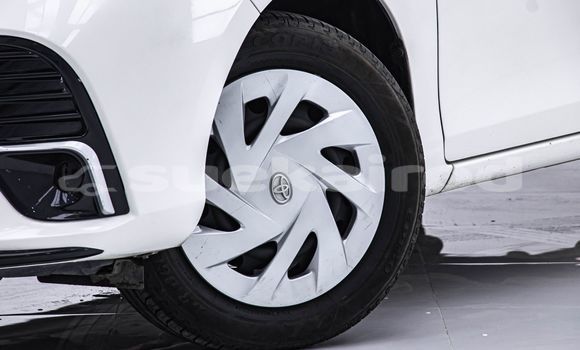 Buy Used Toyota Yaris White Car in Bangkok in Bangkok Buy Used Toyota Yaris White Car in Bangkok in Bangkok