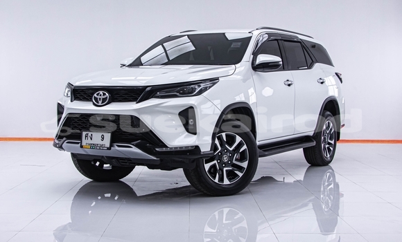 Buy Used Toyota Fortuner White Car in Bangkok in Bangkok Buy Used Toyota Fortuner White Car in Bangkok in Bangkok