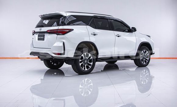 Buy Used Toyota Fortuner White Car in Bangkok in Bangkok Buy Used Toyota Fortuner White Car in Bangkok in Bangkok