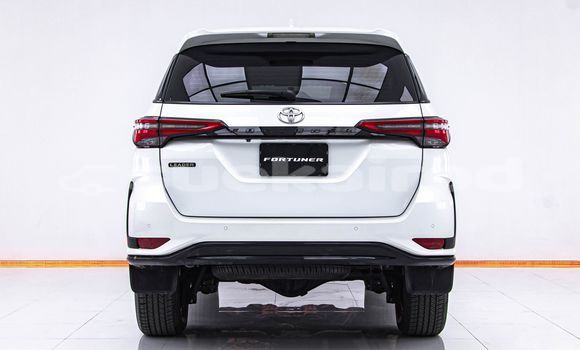 Buy Used Toyota Fortuner White Car in Bangkok in Bangkok Buy Used Toyota Fortuner White Car in Bangkok in Bangkok
