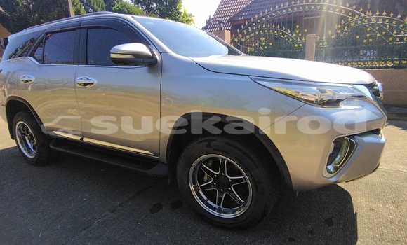 Buy Used Toyota Fortuner Silver Car in Chiang Mai in Chiang Mai Buy Used Toyota Fortuner Silver Car in Chiang Mai in Chiang Mai