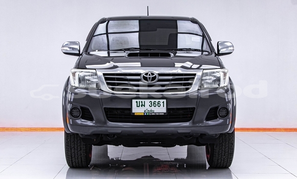 ซื้อ รถมือสอง Toyota Hiluxe VIGO อื่น ๆ รถยนต์ ใน %{เมือง} ใน กรุงเทพมหานคร