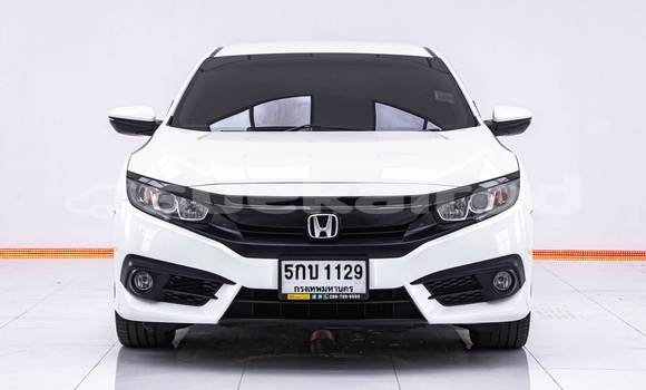 ซื้อ รถมือสอง Honda Civic ขาว รถยนต์ ใน %{เมือง} ใน กรุงเทพมหานคร