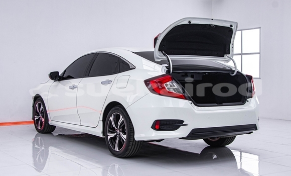Buy Used Honda Civic White Car in Bangkok in Bangkok Buy Used Honda Civic White Car in Bangkok in Bangkok
