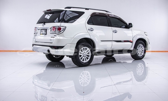 Buy Used Toyota Fortuner White Car in Bangkok in Bangkok Buy Used Toyota Fortuner White Car in Bangkok in Bangkok