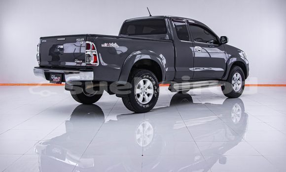 Buy Used Toyota Hiluxe VIGO Other Car in Bangkok in Bangkok Buy Used Toyota Hiluxe VIGO Other Car in Bangkok in Bangkok