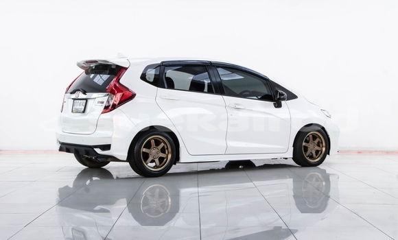 ซื้อ รถมือสอง Honda Jazz ขาว รถยนต์ ใน %{เมือง} ใน กรุงเทพมหานคร ซื้อ รถมือสอง Honda Jazz ขาว รถยนต์ ใน %{เมือง} ใน กรุงเทพมหานคร