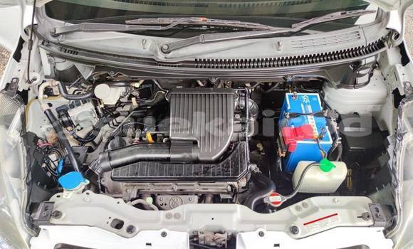 Buy Used Suzuki Ertiga White Car in Bangkok in Bangkok Buy Used Suzuki Ertiga White Car in Bangkok in Bangkok