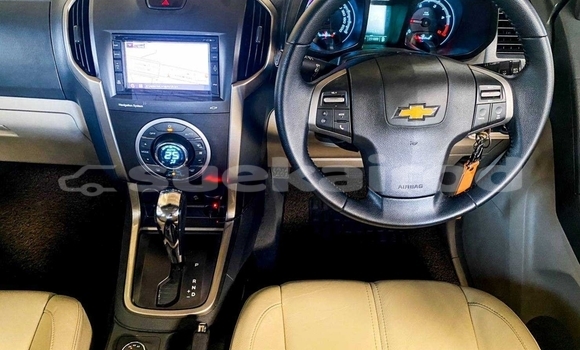 Buy Used Chevrolet TrailBlazer White Car in Bangkok in Bangkok Buy Used Chevrolet TrailBlazer White Car in Bangkok in Bangkok