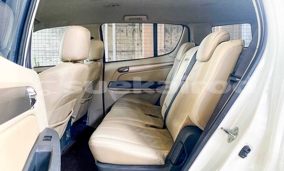 Buy Used Chevrolet TrailBlazer White Car in Bangkok in Bangkok Buy Used Chevrolet TrailBlazer White Car in Bangkok in Bangkok