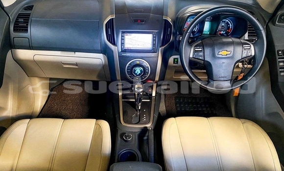 Buy Used Chevrolet TrailBlazer White Car in Bangkok in Bangkok Buy Used Chevrolet TrailBlazer White Car in Bangkok in Bangkok