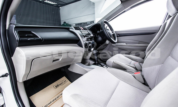 ซื้อ รถมือสอง Honda City ขาว รถยนต์ ใน %{เมือง} ใน กรุงเทพมหานคร ซื้อ รถมือสอง Honda City ขาว รถยนต์ ใน %{เมือง} ใน กรุงเทพมหานคร