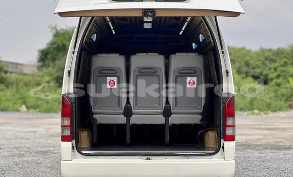 Buy Used Toyota Commuter White Car in Bangkok in Bangkok Buy Used Toyota Commuter White Car in Bangkok in Bangkok