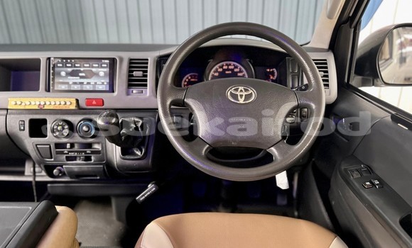 Buy Used Toyota Commuter White Car in Bangkok in Bangkok Buy Used Toyota Commuter White Car in Bangkok in Bangkok