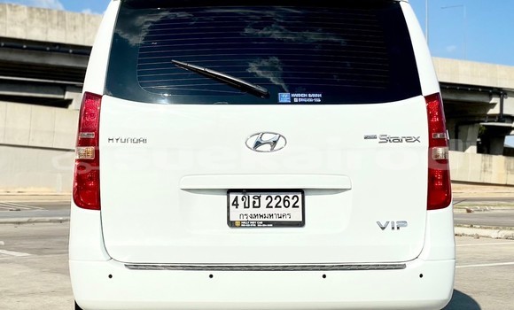 Buy Used Hyundai Starex White Car in Bangkok in Bangkok Buy Used Hyundai Starex White Car in Bangkok in Bangkok