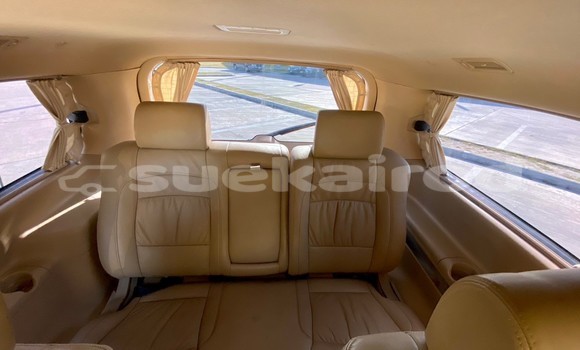 Buy Used Hyundai Starex White Car in Bangkok in Bangkok Buy Used Hyundai Starex White Car in Bangkok in Bangkok