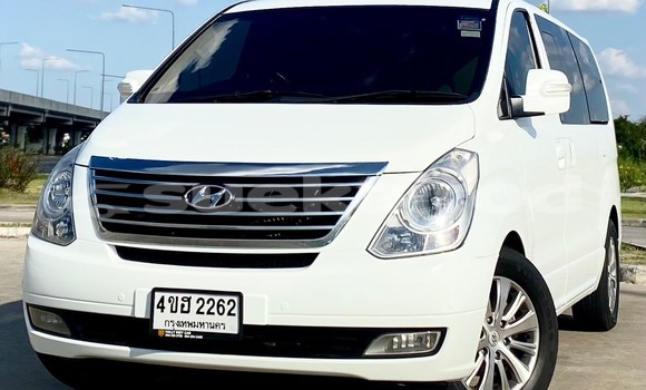 Buy Used Hyundai Starex White Car in Bangkok in Bangkok Buy Used Hyundai Starex White Car in Bangkok in Bangkok