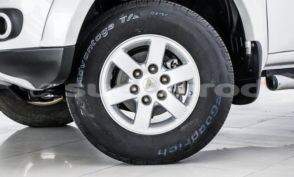 Buy Used Mitsubishi Pajero Sport White Car in Bangkok in Bangkok Buy Used Mitsubishi Pajero Sport White Car in Bangkok in Bangkok