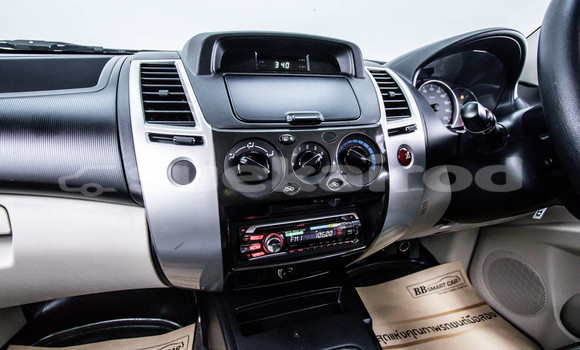 Buy Used Mitsubishi Pajero Sport White Car in Bangkok in Bangkok Buy Used Mitsubishi Pajero Sport White Car in Bangkok in Bangkok