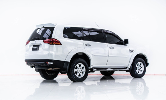Buy Used Mitsubishi Pajero Sport White Car in Bangkok in Bangkok Buy Used Mitsubishi Pajero Sport White Car in Bangkok in Bangkok