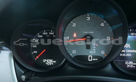 Buy Used Porsche Macan White Car in Bangkok in Bangkok Buy Used Porsche Macan White Car in Bangkok in Bangkok