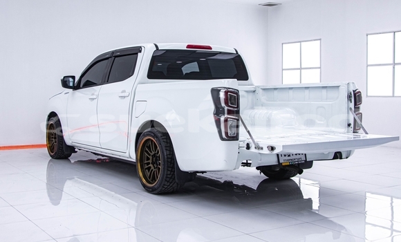 ซื้อ รถมือสอง Isuzu D-Max ขาว รถยนต์ ใน %{เมือง} ใน กรุงเทพมหานคร ซื้อ รถมือสอง Isuzu D-Max ขาว รถยนต์ ใน %{เมือง} ใน กรุงเทพมหานคร