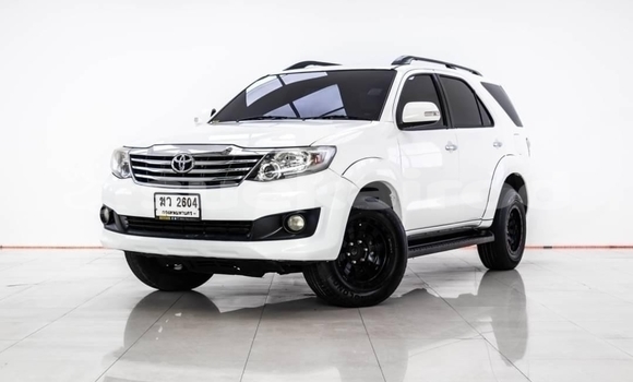 Buy Used Toyota Fortuner White Car in Bangkok in Bangkok Buy Used Toyota Fortuner White Car in Bangkok in Bangkok