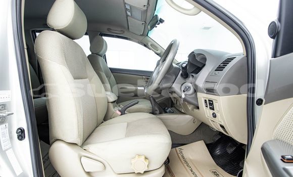 Buy Used Toyota Hiluxe VIGO Other Car in Bangkok in Bangkok Buy Used Toyota Hiluxe VIGO Other Car in Bangkok in Bangkok
