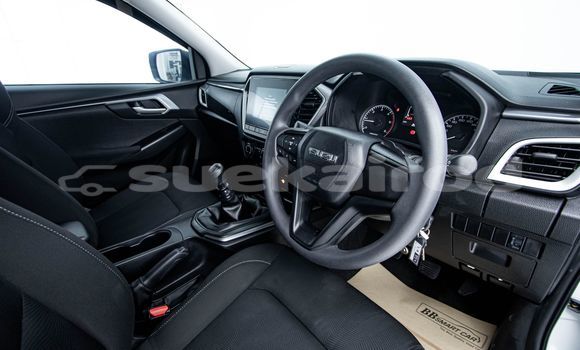 Buy Used Isuzu D-Max White Car in Bangkok in Bangkok Buy Used Isuzu D-Max White Car in Bangkok in Bangkok