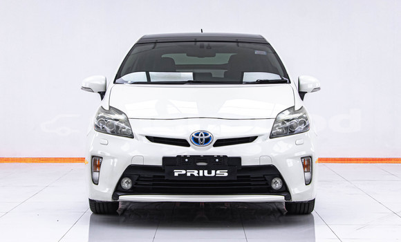 Buy Used Toyota Prius White Car in Bangkok in Bangkok Buy Used Toyota Prius White Car in Bangkok in Bangkok