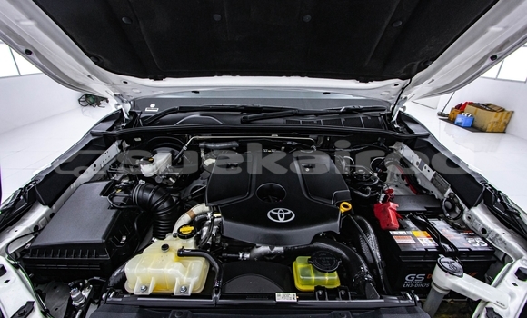 Buy Used Toyota Hiluxe Revo White Car in Bangkok in Bangkok Buy Used Toyota Hiluxe Revo White Car in Bangkok in Bangkok