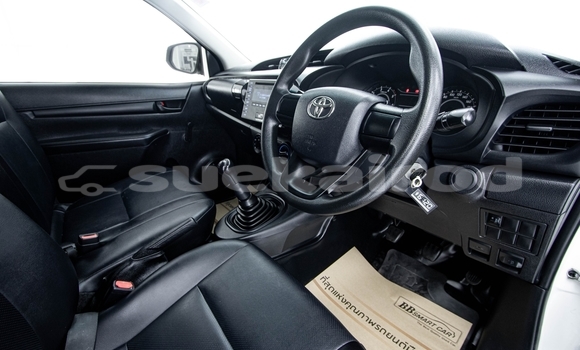 Buy Used Toyota Hiluxe Revo White Car in Bangkok in Bangkok Buy Used Toyota Hiluxe Revo White Car in Bangkok in Bangkok