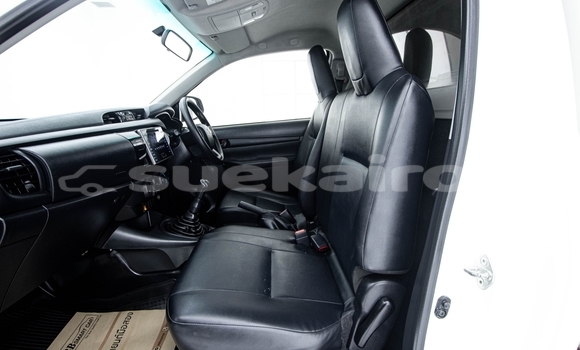 Buy Used Toyota Hiluxe Revo White Car in Bangkok in Bangkok Buy Used Toyota Hiluxe Revo White Car in Bangkok in Bangkok