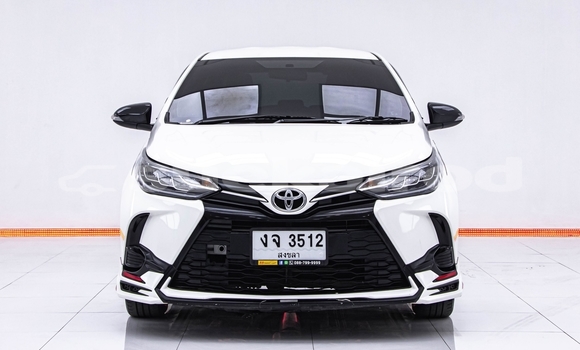 ซื้อ รถมือสอง Toyota Yaris Ativ ขาว รถยนต์ ใน %{เมือง} ใน กรุงเทพมหานคร