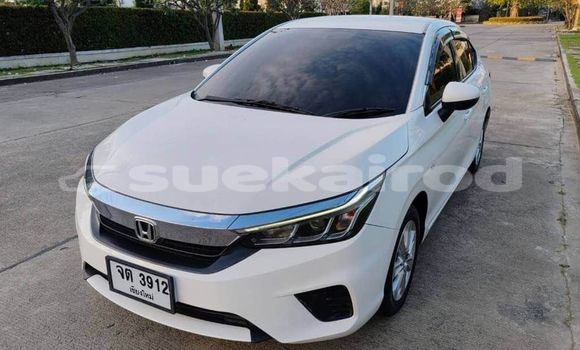 Buy Used Honda City White Car in Bangkok in Bangkok