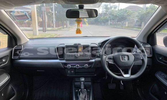 Buy Used Honda City White Car in Bangkok in Bangkok Buy Used Honda City White Car in Bangkok in Bangkok