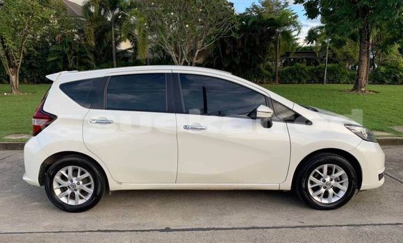 Buy Used Nissan Note White Car in Bangkok in Bangkok Buy Used Nissan Note White Car in Bangkok in Bangkok