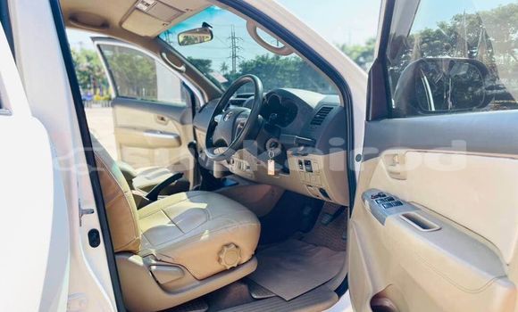 Buy Used Toyota Vigo White Car in Bangkok in Bangkok Buy Used Toyota Vigo White Car in Bangkok in Bangkok