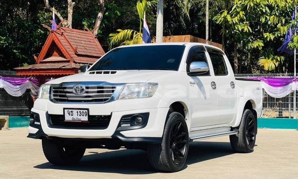 Buy Used Toyota Vigo White Car in Bangkok in Bangkok Buy Used Toyota Vigo White Car in Bangkok in Bangkok